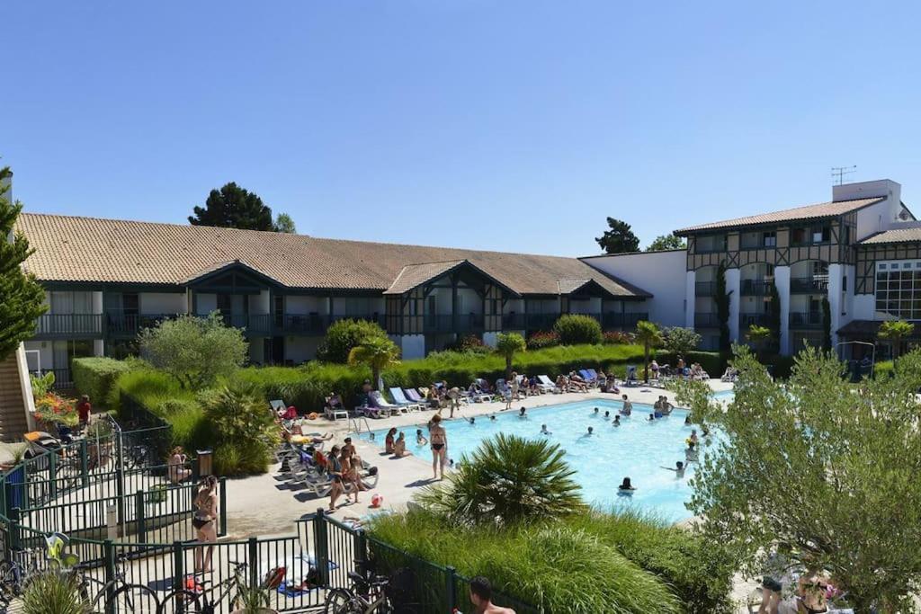 Appart 4 A 5 Pers Face Au Golf 700M De L'Ocean Moliets-et-Maa Exterior photo